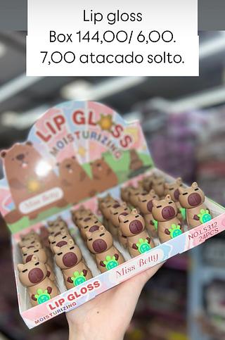 Miss Betty lip golss