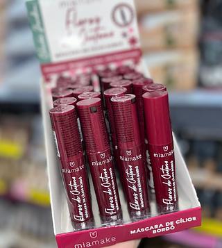 MIAMAKE Máscara de cílios bordô